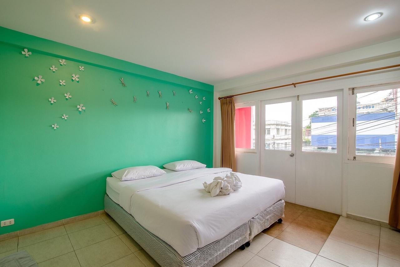 Blue Moon Hotel HHQ Exterior foto